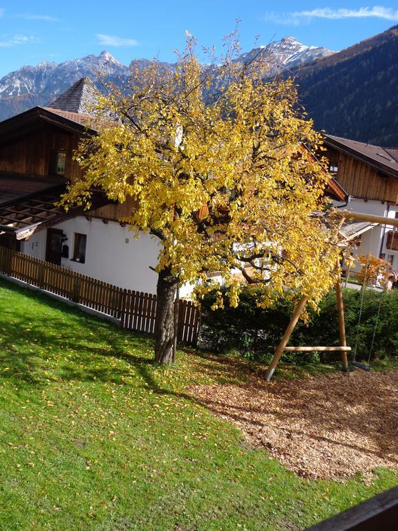 Sterzingerhof Lägenhet Neustift im Stubaital Exteriör bild