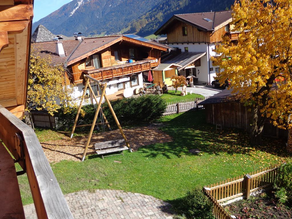 Sterzingerhof Lägenhet Neustift im Stubaital Exteriör bild